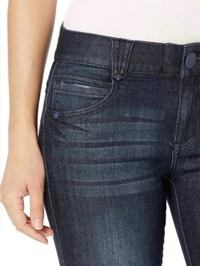 NWOT Democracy Women's Dark Wash Stretch Skinny Jeans  Deep Indigo Size 8